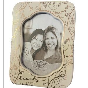 Abbey Gift Cream and Gold Picture Frame
